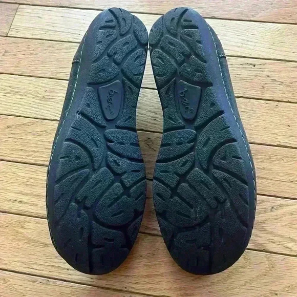 b.ø.c. Women's Mary Jane Black Leather Slip-On Flats Size 9.5M - Picture 9 of 9